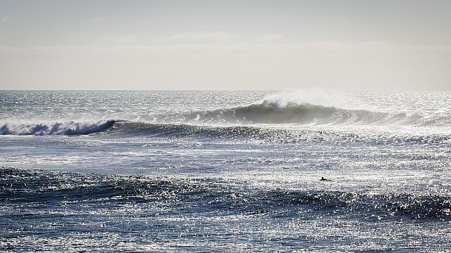 Windy Surf Peak BG